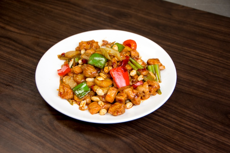 l03. kung pao chicken 西式宫保鸡 <img title='Spicy & Hot' align='absmiddle' src='/css/spicy.png' />